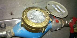 Mráz udeřil plnou silou. Máte svůj vodoměr dostatečně chráněný?